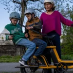 Vélo électrique Morbitrotti pour plusieurs personnes, dont les enfants