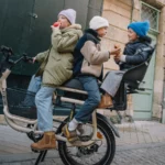 Vélo électrique Morbitrotti pour plusieurs personnes, dont les enfants